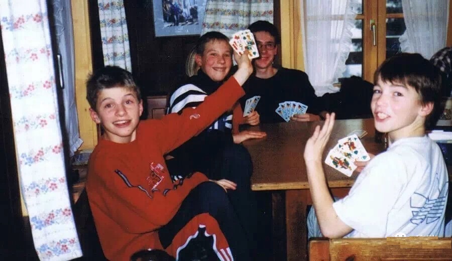 拜仁棋牌室创始人：二娃和她的爱妻丽莎