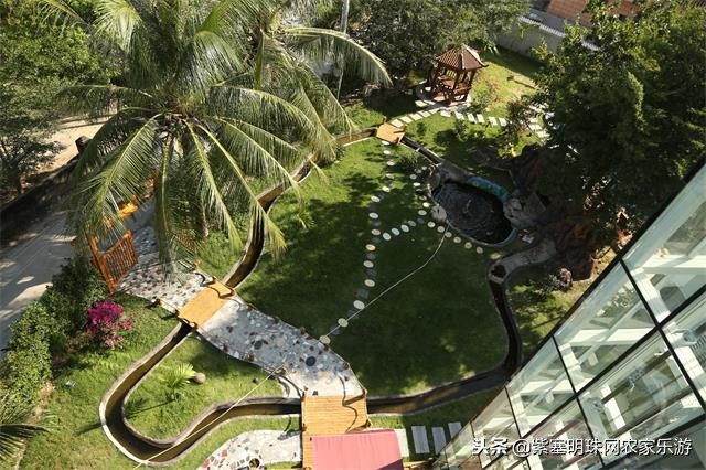 去三亚感受热带雨林的风,享受冬季三亚的沙滩惬意时光