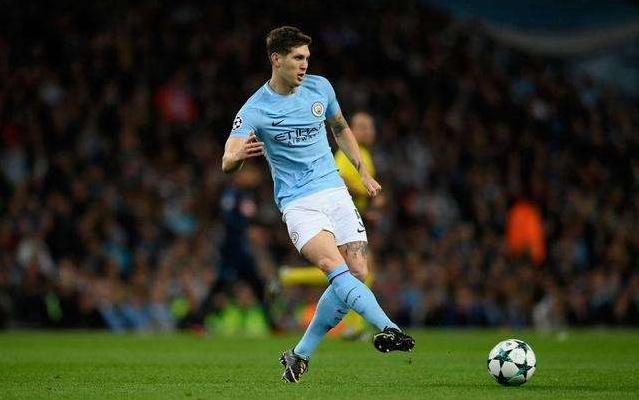 瓜迪奥拉来曼城时曼城阵容,瓜迪奥拉改变世界的战术