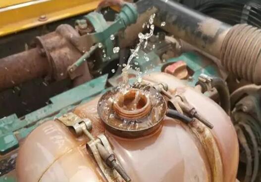 挖掘机修理有前途吗要学多久,学挖掘机去哪学最好