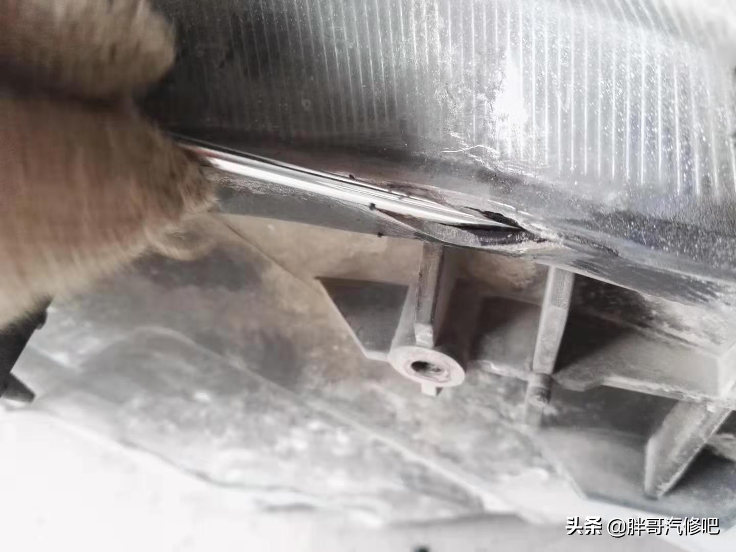 大灯散光不聚光自制透镜,大灯散光且亮度太低