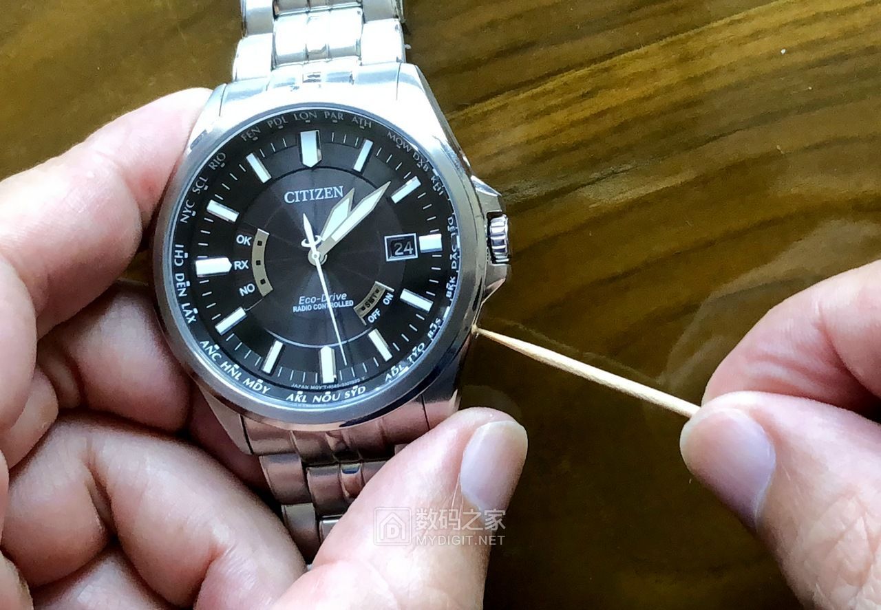 光动能手表卡西欧好还是西铁城好,卡西欧和西铁城光动能手表哪个好