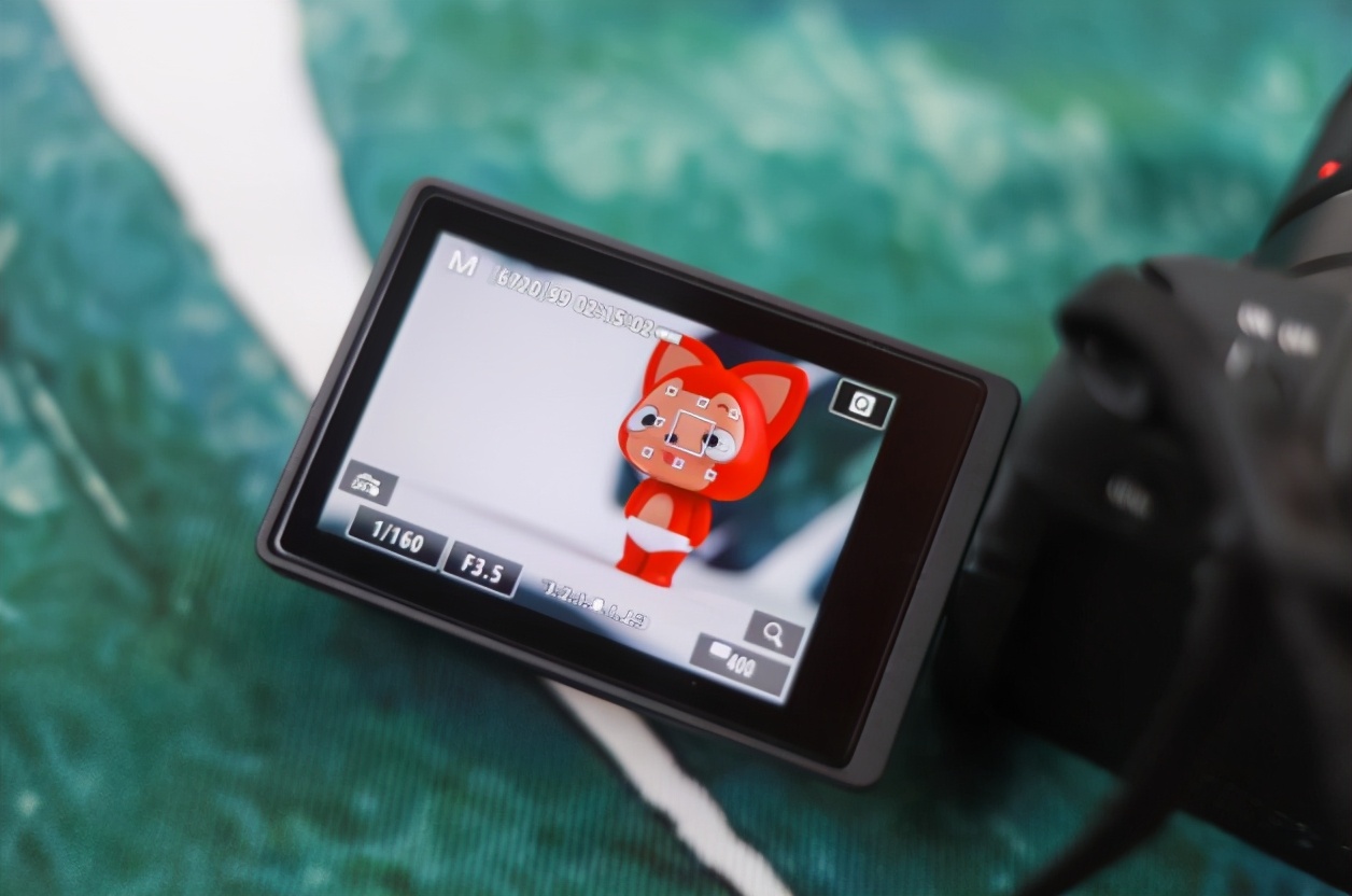 腾龙70-210mm佳能,佳能24-70ii对比腾龙24-70g2