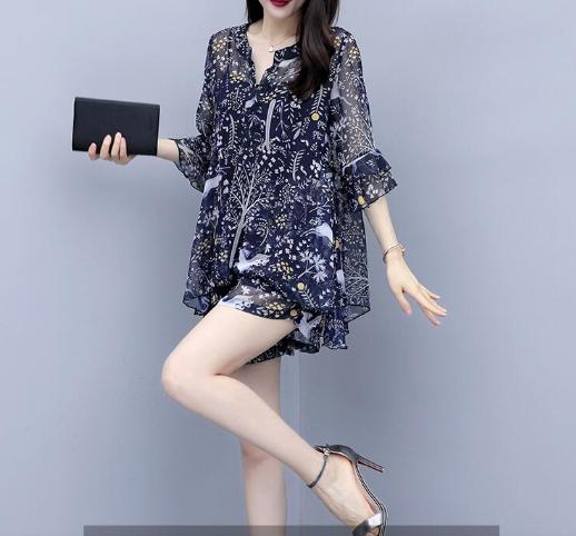 这几款连衣裙显瘦减龄穿上超迷人,收腰显瘦连衣裙两件套装