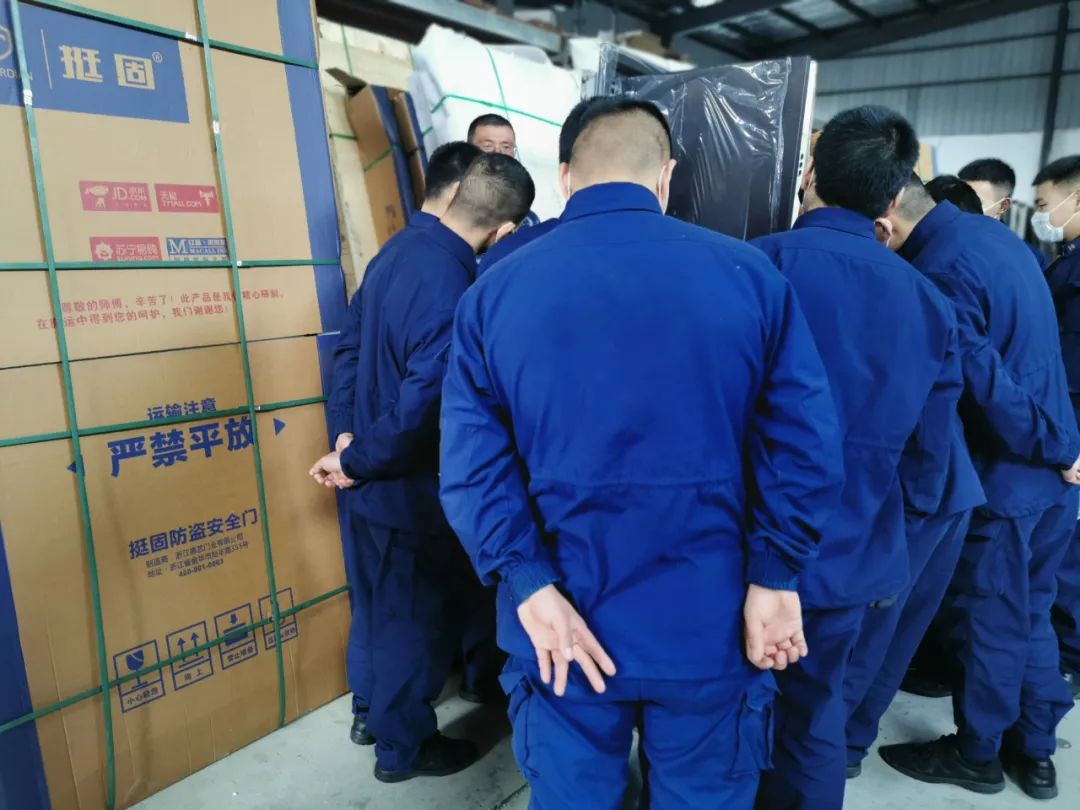 挺固防盗门福州专卖店,挺固防盗门厂家电话