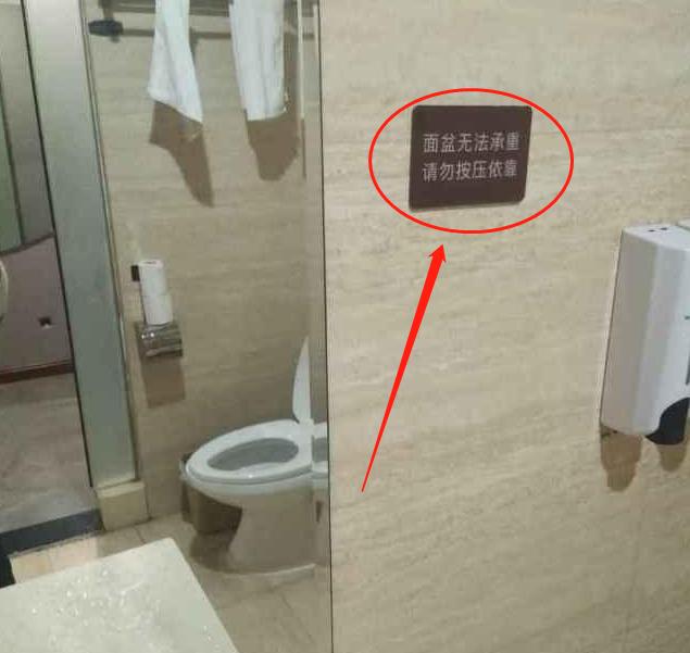 插头线接好了不通电是怎么了,接了插座灯就不亮了