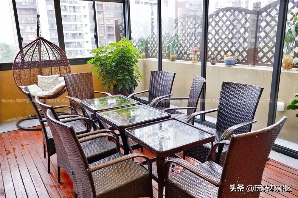 北有全聚德，南有兰烤鸭！云南小刀鸭入驻大蓉和，惹火郫都吃货圈