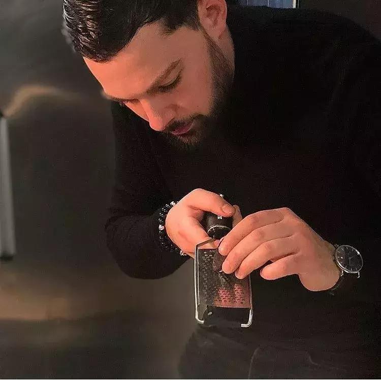 占据了法国钟表市场30%份额的赫柏林，特别之处在哪里？