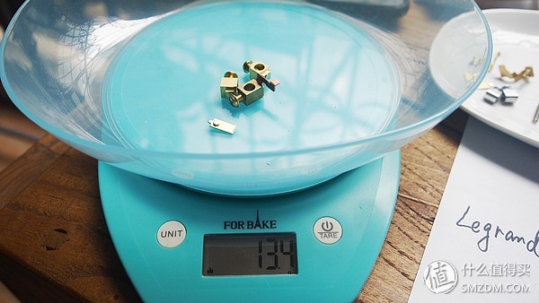 罗格朗开关插座内部结构如何组装,施耐德罗格朗西蒙哪个性价比高