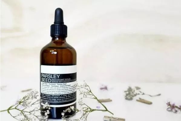 混干皮美白保湿精华推荐,平价保湿精华推荐