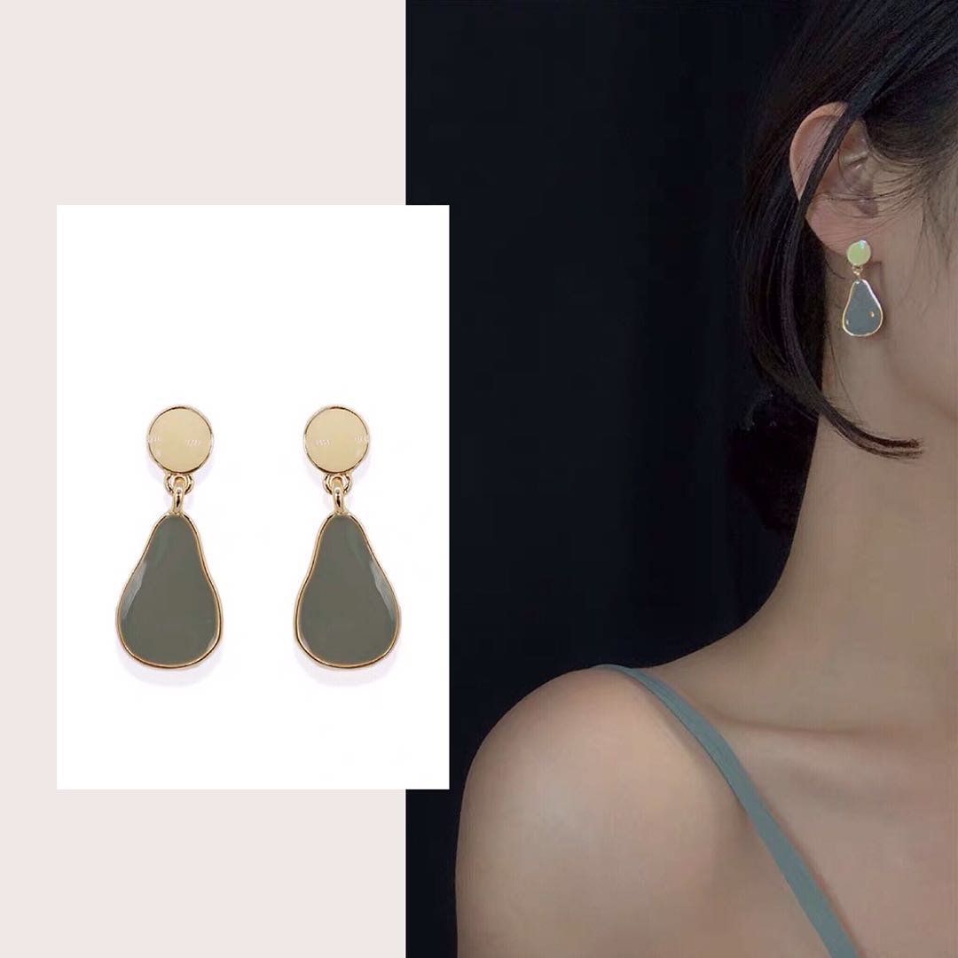 推荐7款秋季必备耳饰好看又百搭,这4件耳饰清爽又时髦