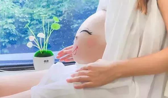 孕期轻微腹痛是怎么回事,孕期腹痛和胎动怎么区分