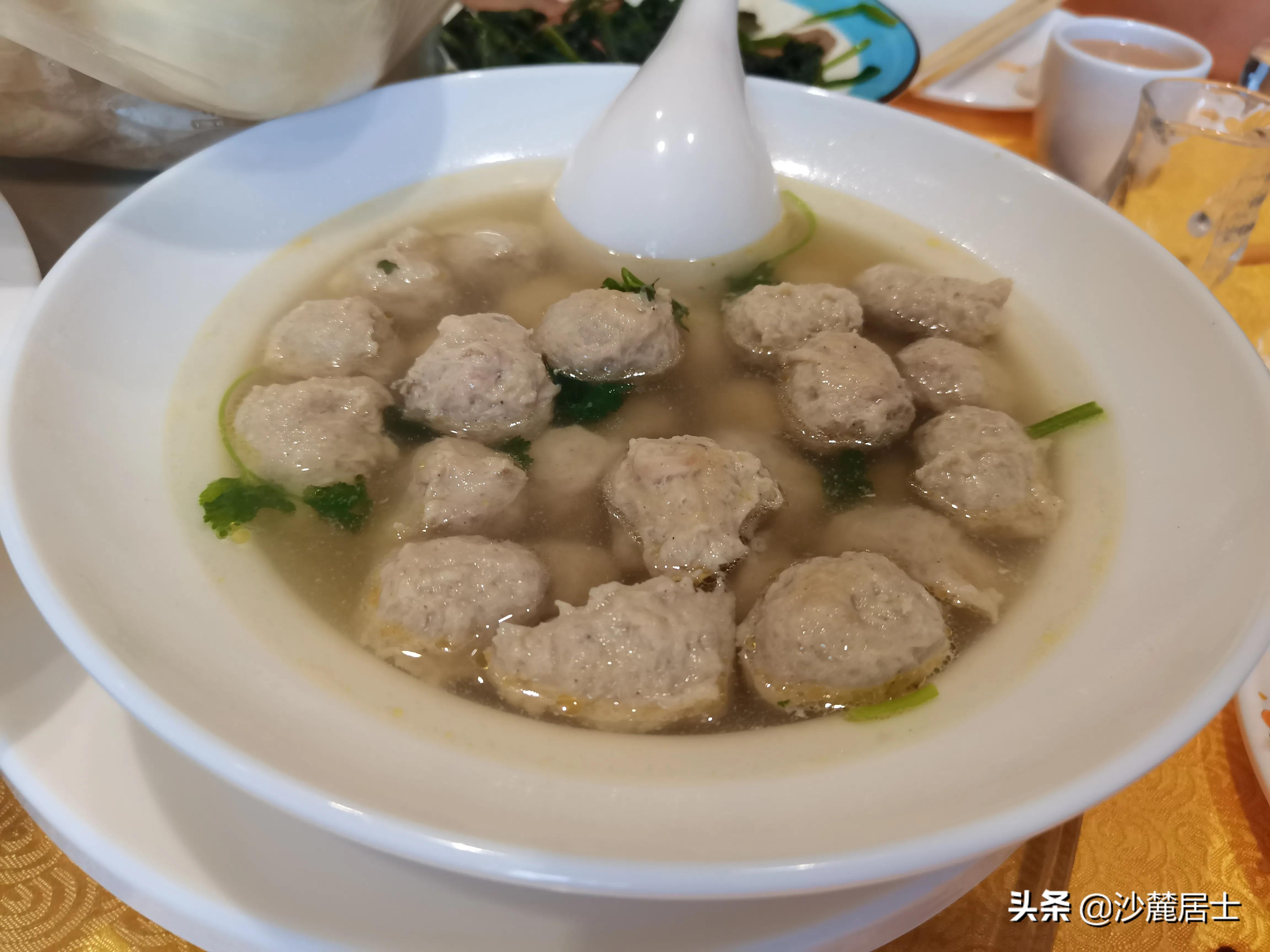 1000000元一桌的婚宴都有什么菜,大名婚宴都有什么菜