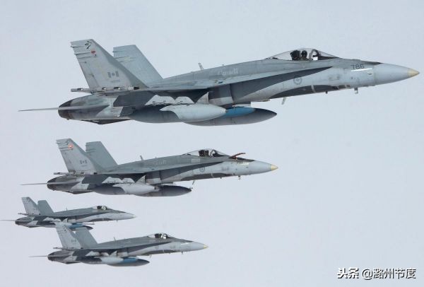 枫叶国空军遭遇沉重打击，战机破旧没能力执行任务，还没钱买飞机