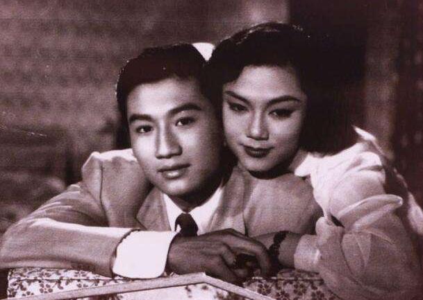 谢贤从年轻到老的视频,谢贤一年赚一栋楼