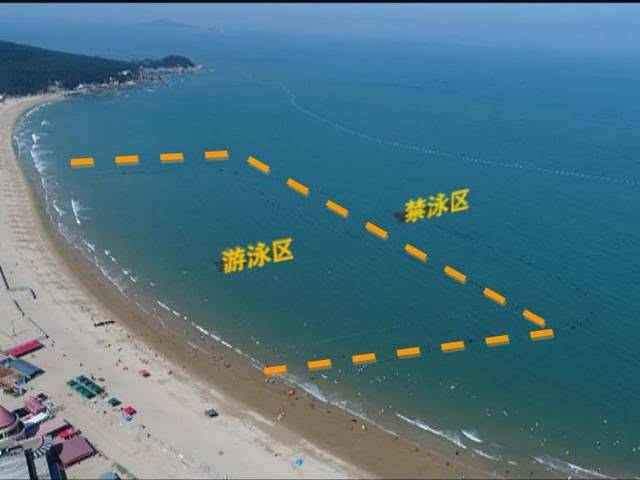 小伙冲浪意外溺水两分钟,67岁老人救4个冲浪溺水年轻人