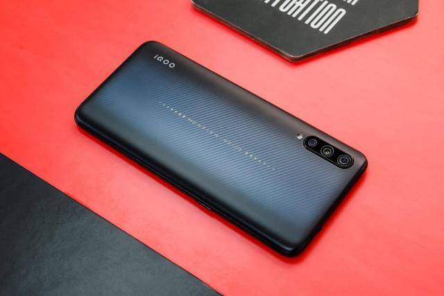 iqoo11200w超级闪充测试,iqoo120w闪充手机实测