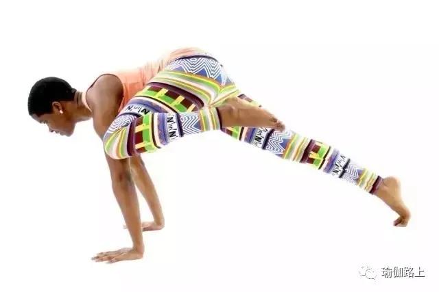 核心肌群训练10个经典动作,初学者必须掌握的10个瑜伽体式