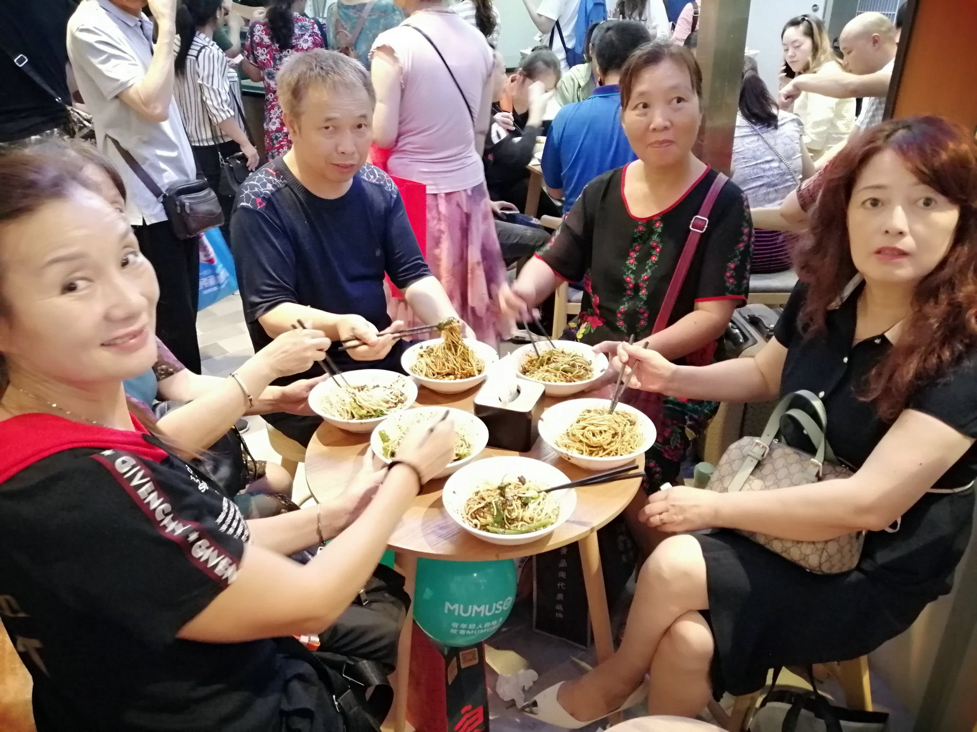 一天逛不完的商场,重庆来福士购物中心游玩