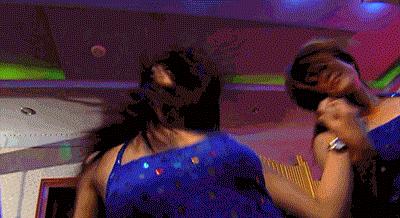 被嘲笑、被看不起的小人物,其实他背负着中国人身上浓浓的人情味