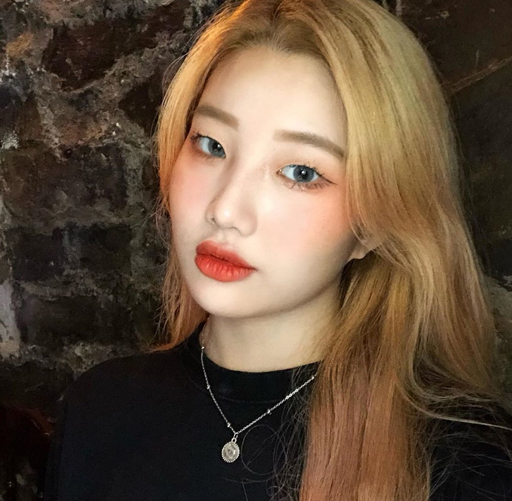 浅色系长发型,浅色系发色不漂长发怎么办