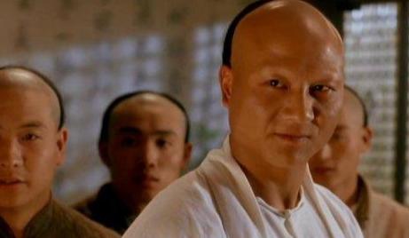 心狠手辣容嬷嬷，德艺双馨李明启，我们欠她的一个道歉