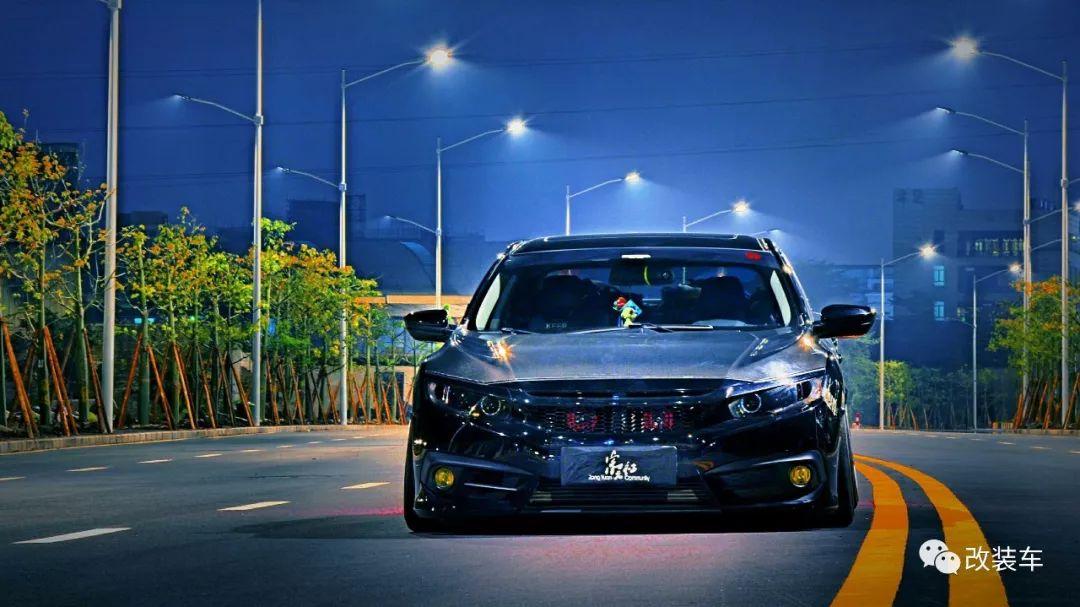 我不再是秒天秒地的10代思域,而是不务正业的手动玩家!