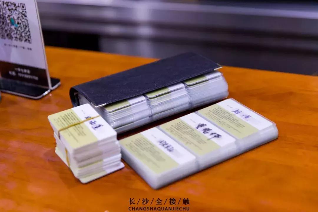 留得住回忆但是留不住人心,留得住的记忆回不去的乡愁