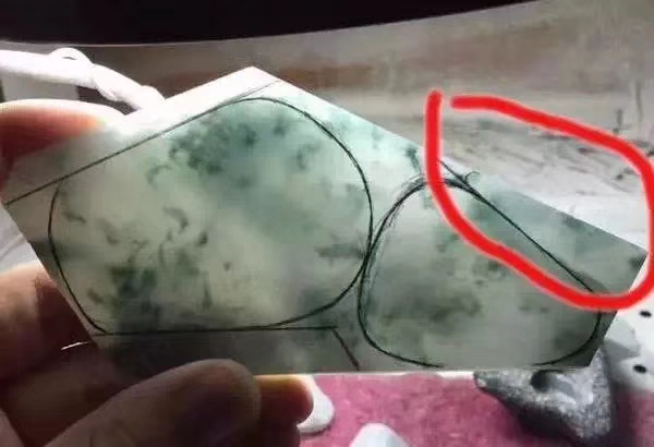 翡翠卖毛货有什么猫腻,翡翠毛货抛光猫腻