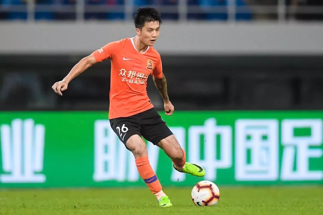 董春雨刘云李行国家队,董春雨李行卓尔