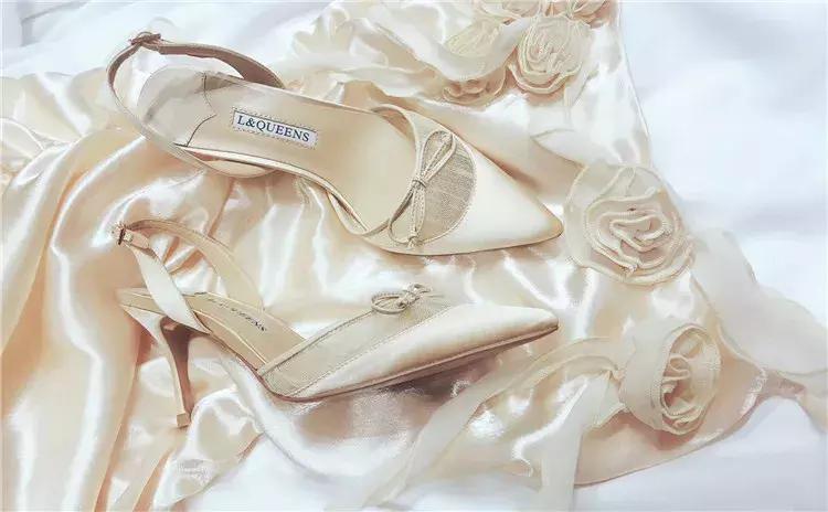 除了撞款的大牌婚鞋，小众+平价的美貌婚鞋走一波