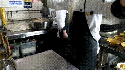 大学食堂难吃?这组图片将颠覆你的认知!