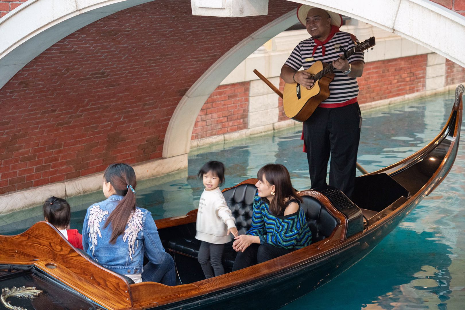 长得像欧洲的中国城市,拉斯维加斯和澳门赌城威尼斯区别