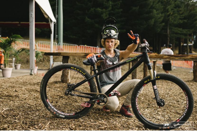 你选错了自行车，骑出去就像“夕阳红骑行队”