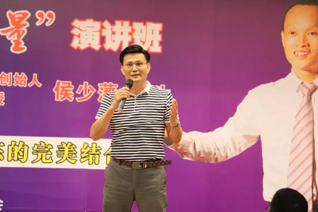 给你一个舞台秀出自己的精彩,给你一个展示自己的舞台