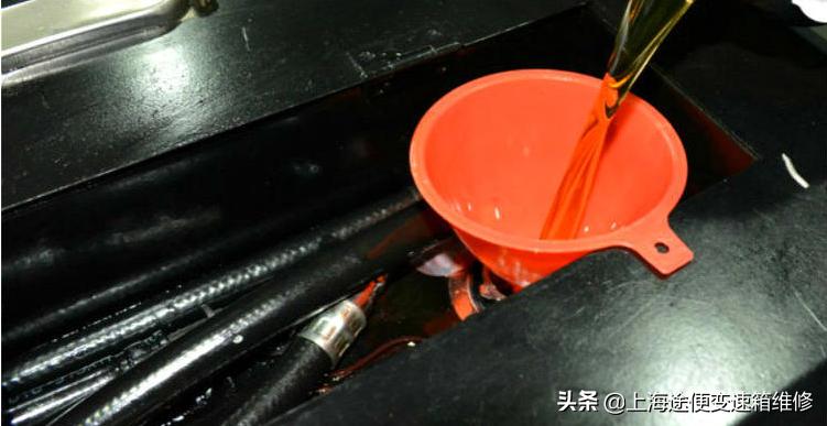 标致206怎么更换燃油泵,标致206冷冻油更换