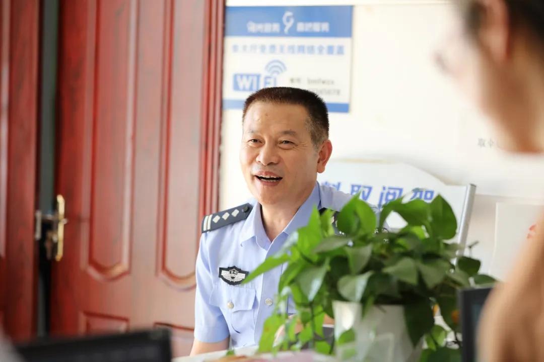 走马派出所民警李明,我最喜爱的人民警察