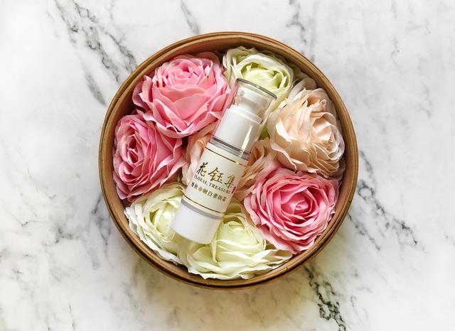 素颜霜保湿美白推荐高颜值,好用的平价脸部素颜霜补水保湿