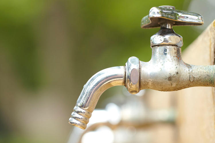 水龙头漏水原因及解决方法大揭秘,水龙头一直漏水怎么解决