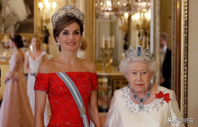 西班牙王后出席,西班牙王后英国晚宴