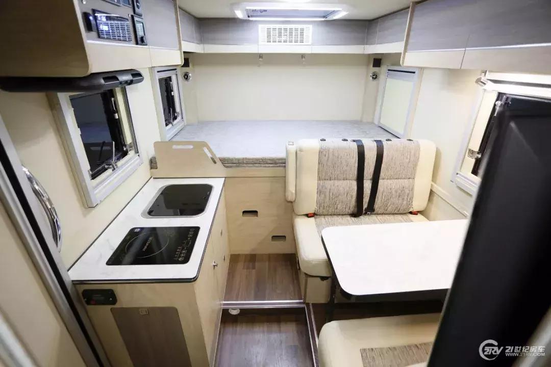 四驱带差速锁越野原厂房车,低顶四驱越野房车介绍