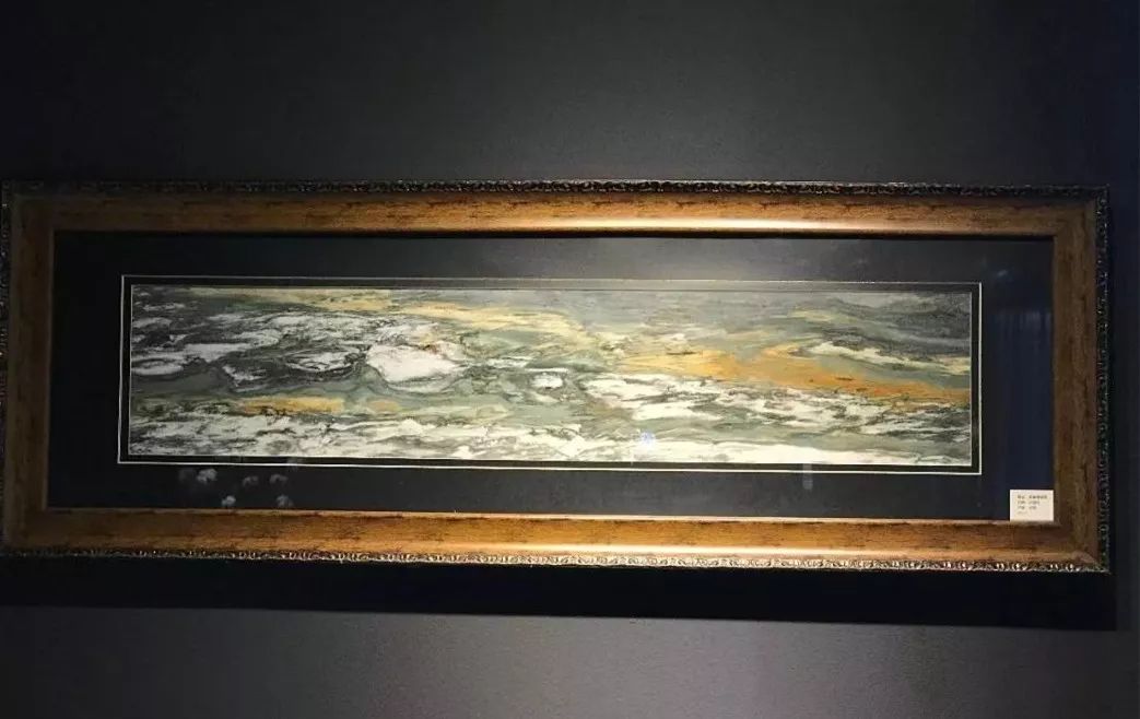 深圳红立方奇石展馆——城市中的一片自然