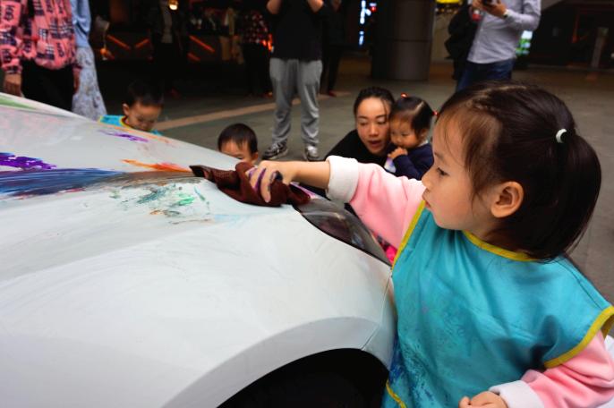 有趣的活动绘画图片,汽车涂鸦