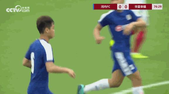 韦世豪踢越南真实原因,韦世豪从被骂到全场呼喊