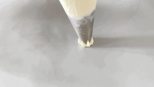 教人如何裱花视频讲解教程,蛋糕裱花必须知道的几种表现手法