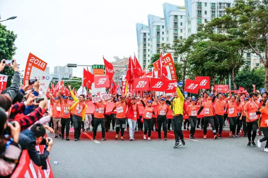 特步最花里胡哨的鞋,特步逆天黑色