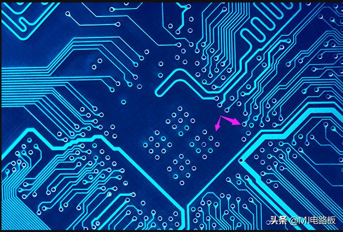 可别看了PCB电路板上不起眼的小孔，没了它可能整个板子都报废，