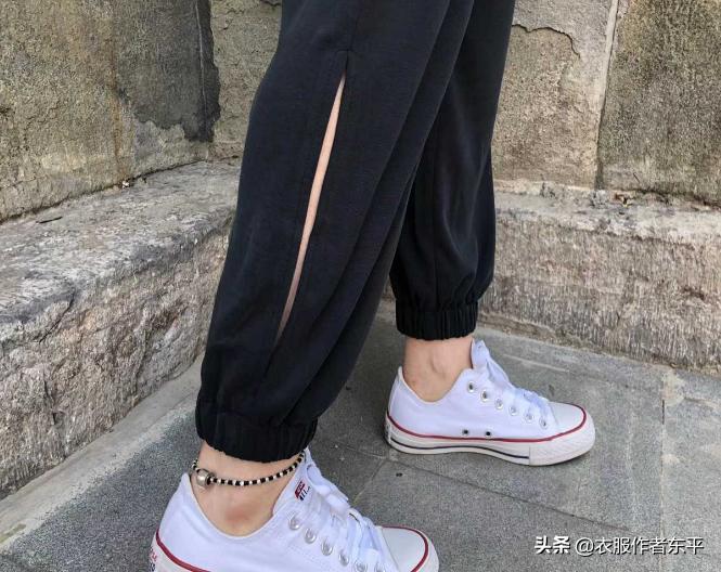 运动裤很舒服，但有点闷。在裤腿上开个通风口，就是凉快很多啊