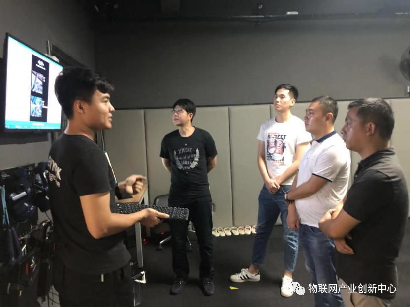 閭逛繆骞夸笢,閭逛繆