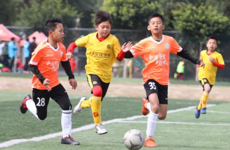 恒大足球学校目前现状,恒大足球学校有没有成人足球训练